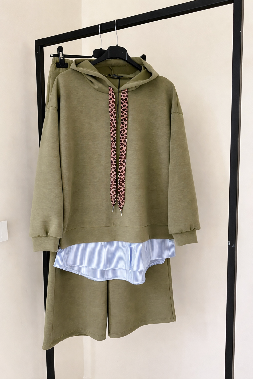 Lissée Paris™ | Asia | Ensemble Confort Chic