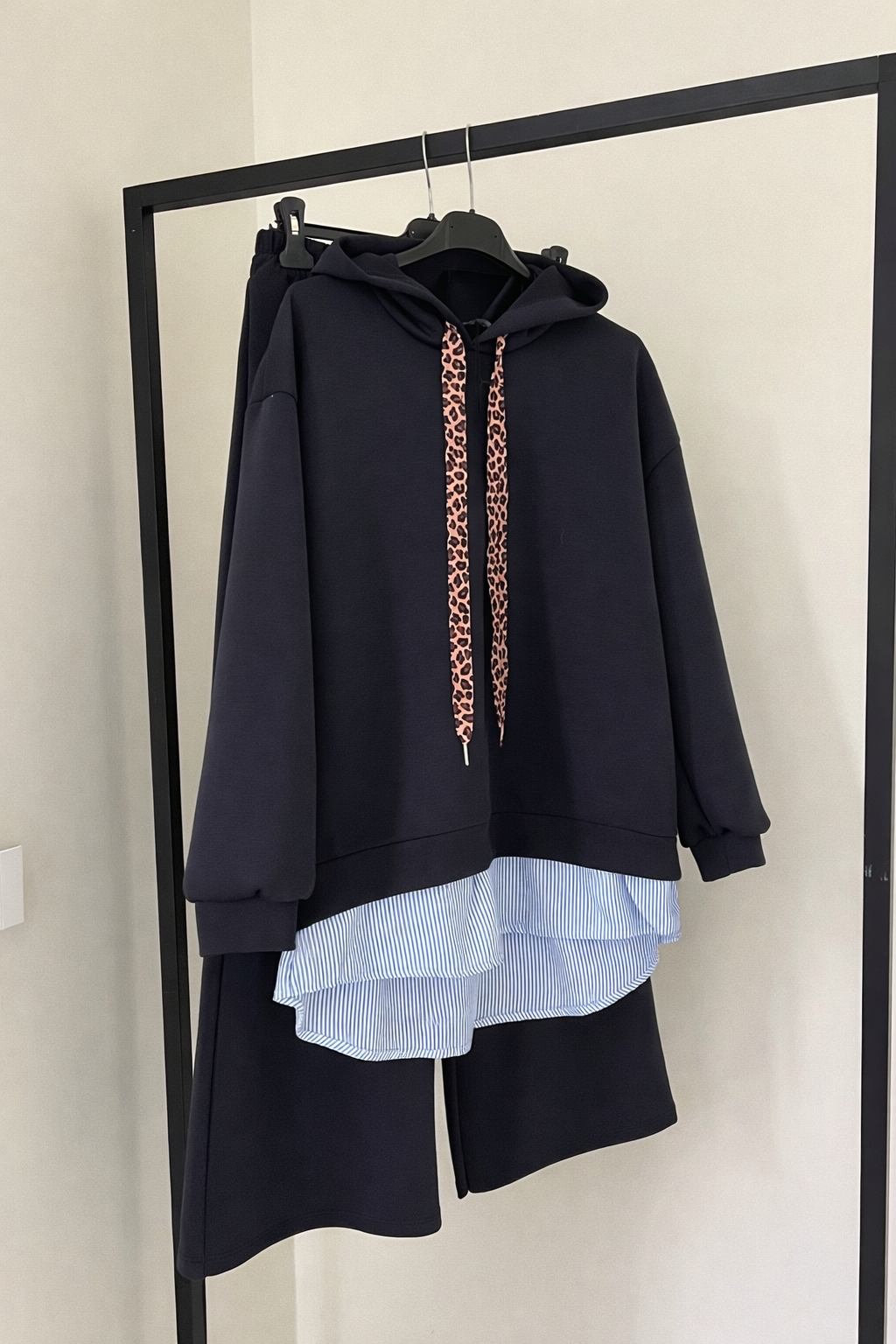 Lissée Paris™ | Asia | Ensemble Confort Chic