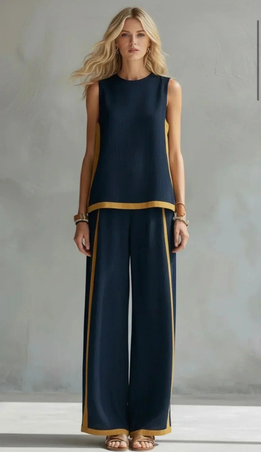 Lissée Paris Ursula ensemble bleu marine studio