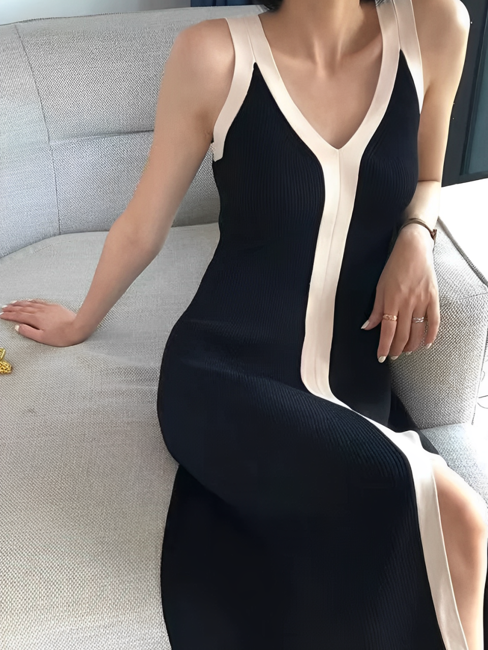Lissée Paris™ | Robe à décolleté en V