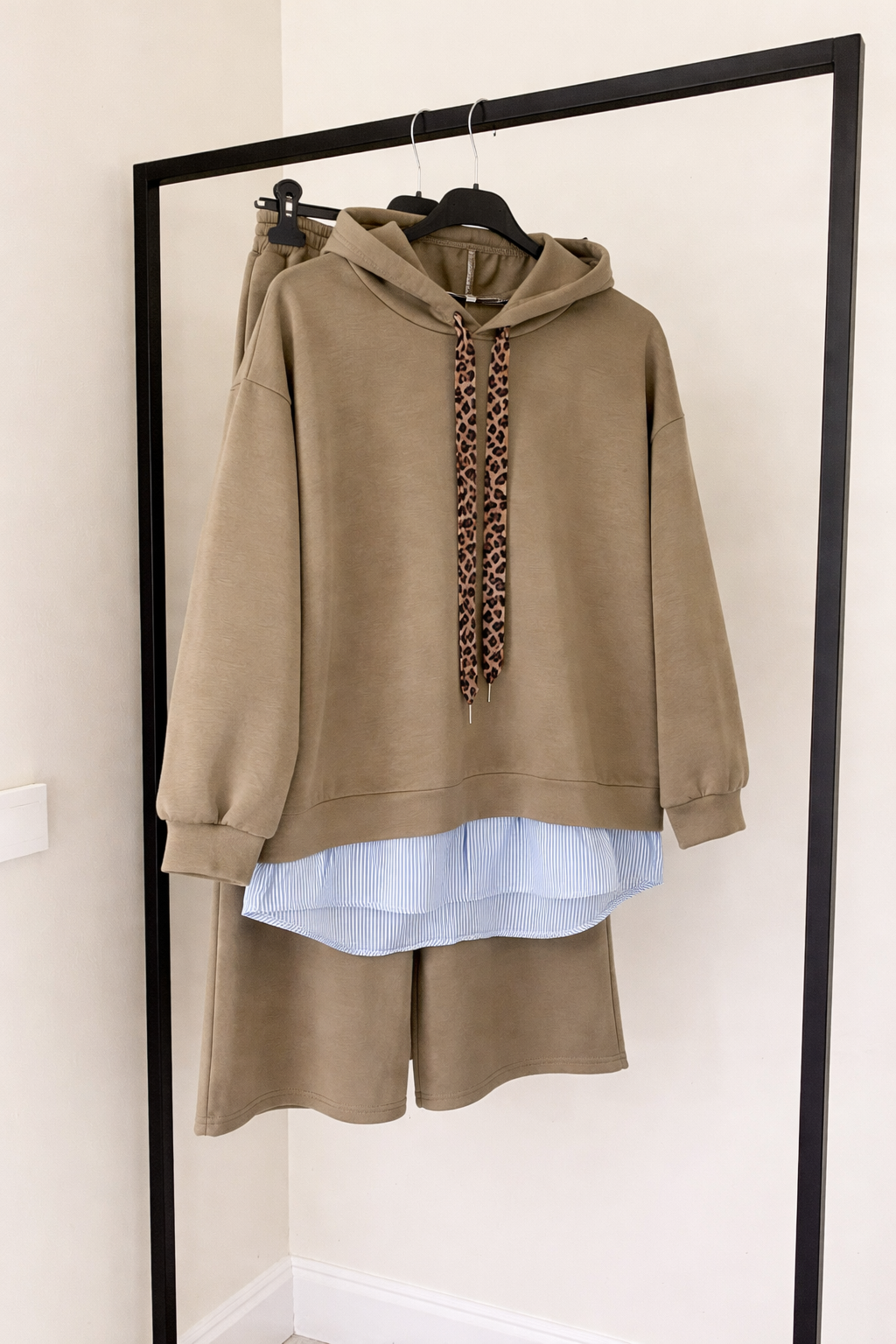 Lissée Paris™ | Asia | Ensemble Confort Chic