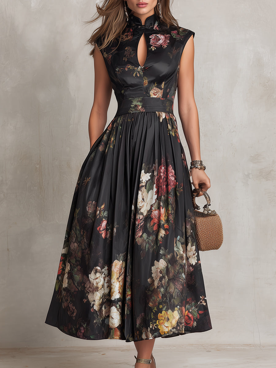 Lissée Paris™ | Amare | Robe midi en satin plissé noir à imprimé floral et encolure goutte d'eau