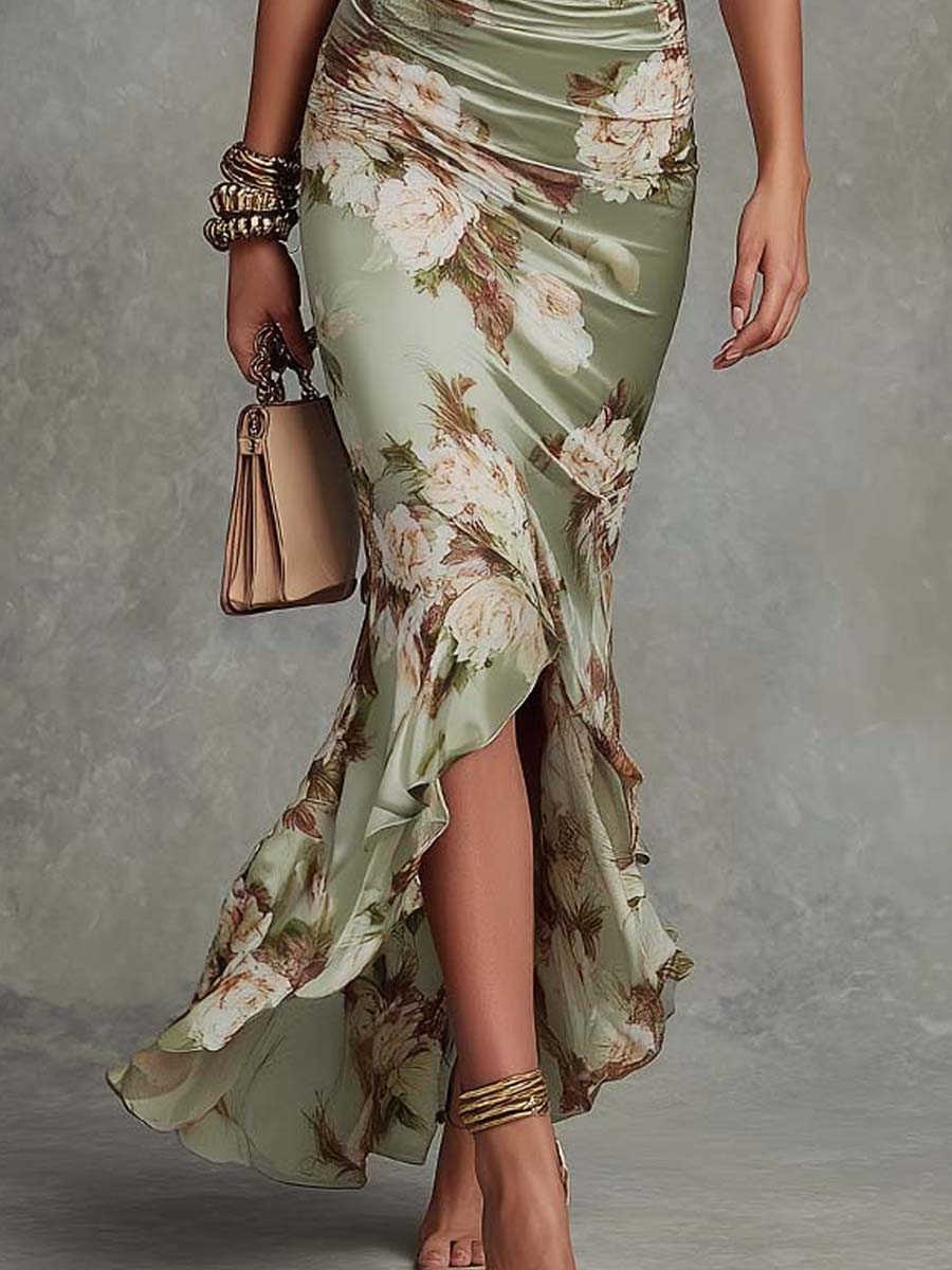 Lissée Paris™ | Anne | Robe longue asymétrique en satin vert à col en V, manches bouffantes et imprimé floral