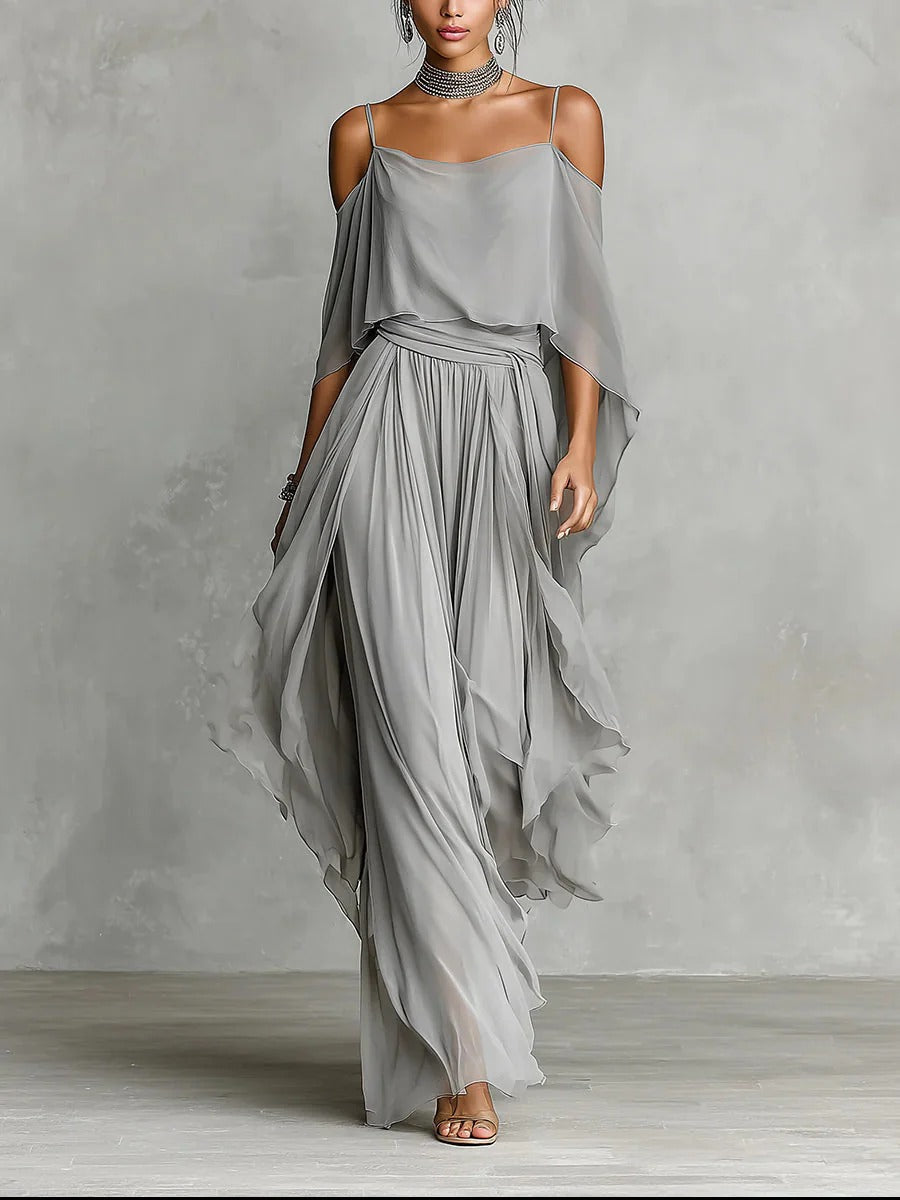 Lissée Paris™ | Isabelle | Ensemble fluide gris avec haut à fines bretelles et pantalon léger