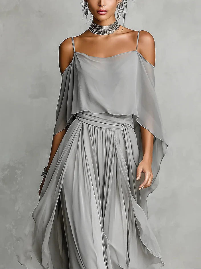Lissée Paris™ | Isabelle | Ensemble fluide gris avec haut à fines bretelles et pantalon léger